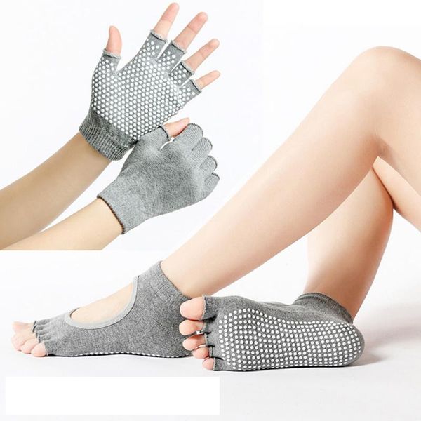 sports socks fitness yoga and gloves set five-toe anti-skid breathable glove lt88, Black
sports socks fitness yoga and gloves set five-toe anti-skid breathable glove lt88, Black