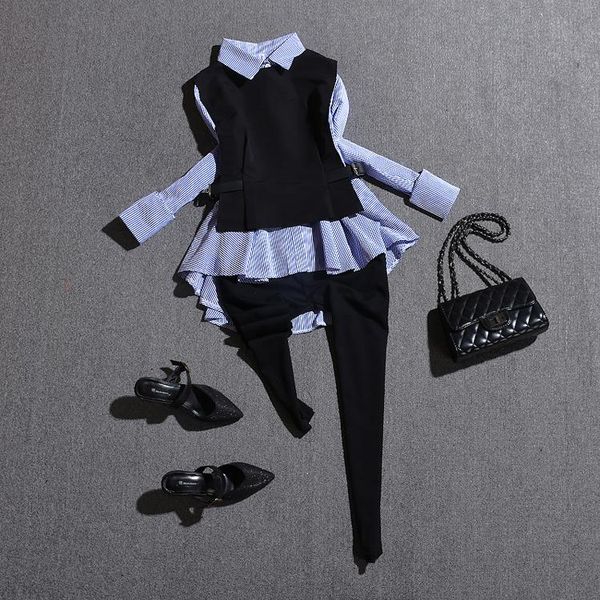 women's tracksuits european station 2021 autumn style ladies suit female fashion lace bottoming shirt plaid vest skirt two-piece, Gray
women's tracksuits european station 2021 autumn style ladies suit female fashion lace bottoming shirt plaid vest skirt two-piece, Gray