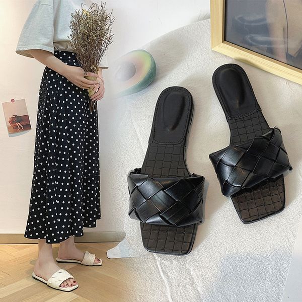 women weave slippers 2021 summer new trend simple flat shoes ladies diamond lattice mules shoes open toe ladies flip flop, Black
women weave slippers 2021 summer new trend simple flat shoes ladies diamond lattice mules shoes open toe ladies flip flop, Black