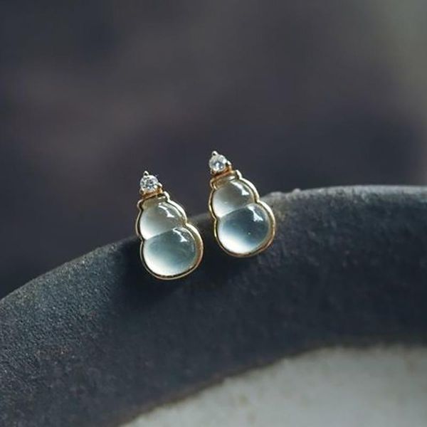 stud designer original silver inlaid natural chalcedony gourd earrings retro elegant light luxury charm female jeweler, Golden;silver
stud designer original silver inlaid natural chalcedony gourd earrings retro elegant light luxury charm female jeweler, Golden;silver
