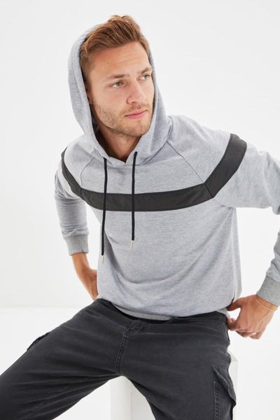 men's hoodies & sweatshirts trendyol men 's regular fit sweatshirt tmnaw22sw1163, Black
men's hoodies & sweatshirts trendyol men 's regular fit sweatshirt tmnaw22sw1163, Black