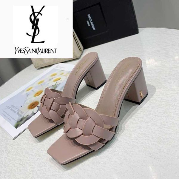 designer luxury brand women casual handmade walking tennis sandals slippers mules slides thongs shoes crot, Black;white
designer luxury brand women casual handmade walking tennis sandals slippers mules slides thongs shoes crot, Black;white