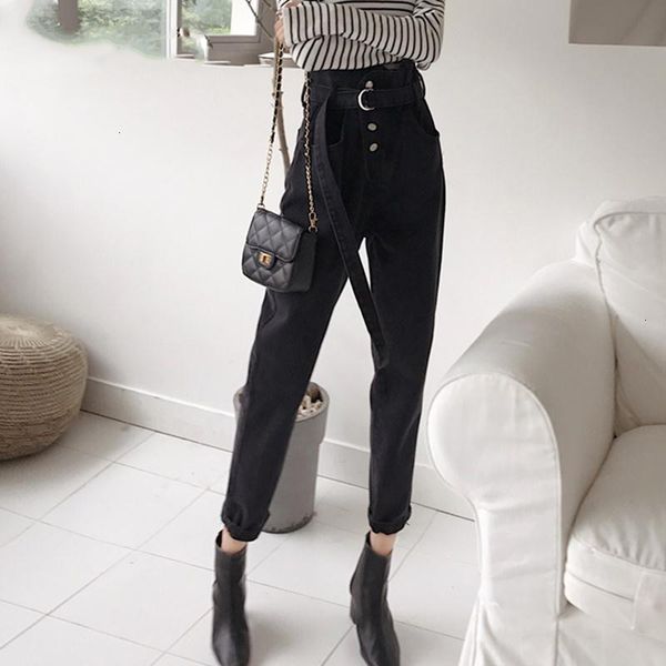 vintage plus size 5xl mom jeans women high waist harem classic all-match denim pants with belt loose button harajuku trousers, Blue
vintage plus size 5xl mom jeans women high waist harem classic all-match denim pants with belt loose button harajuku trousers, Blue