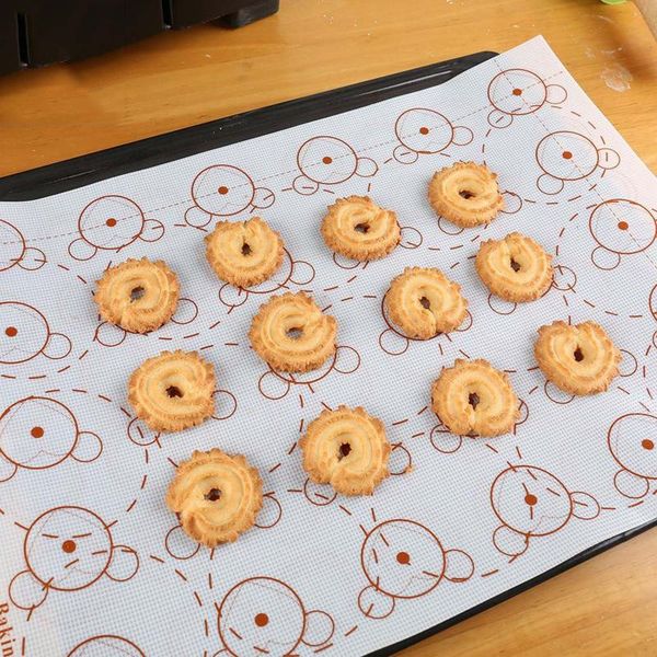 baking moulds 1pc 42x29cm silicone mat fondant makaron cookie bakeware oven tools for cakes pastry sheet dough roll mats pad #2p
baking moulds 1pc 42x29cm silicone mat fondant makaron cookie bakeware oven tools for cakes pastry sheet dough roll mats pad #2p