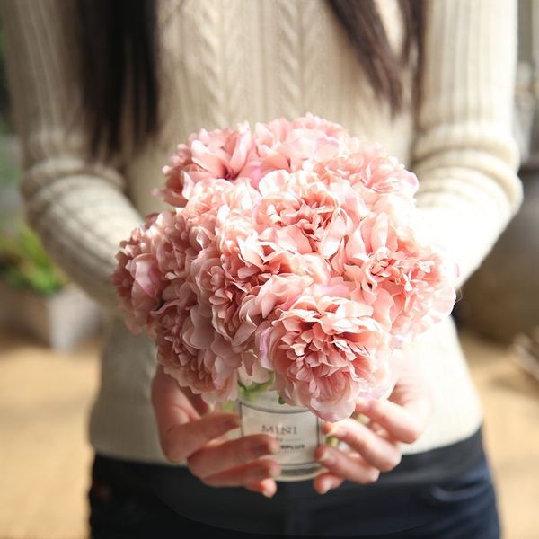 2021 wholesale wedding bridal bouquet one piece contains five silk flower bouquets wedding decorative bridesmaid flower bouquet
2021 wholesale wedding bridal bouquet one piece contains five silk flower bouquets wedding decorative bridesmaid flower bouquet