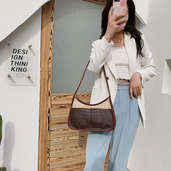evening bags crocodile pattern straw bag pu leather stitching women's shoulder casual simple zipper handbags for women 2021
evening bags crocodile pattern straw bag pu leather stitching women's shoulder casual simple zipper handbags for women 2021