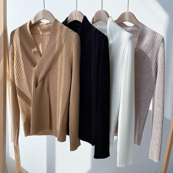 2021 four colors irregular knit sweater women 100% cashmere v-neck slits fashion new knitwear pullovers yrxz, White;black
2021 four colors irregular knit sweater women 100% cashmere v-neck slits fashion new knitwear pullovers yrxz, White;black