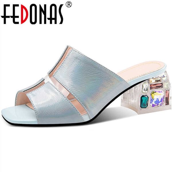 elegant open-toed women sandals with crystal vintage beautiful woman slippers summer casual house shoes heels 210528, Black
elegant open-toed women sandals with crystal vintage beautiful woman slippers summer casual house shoes heels 210528, Black