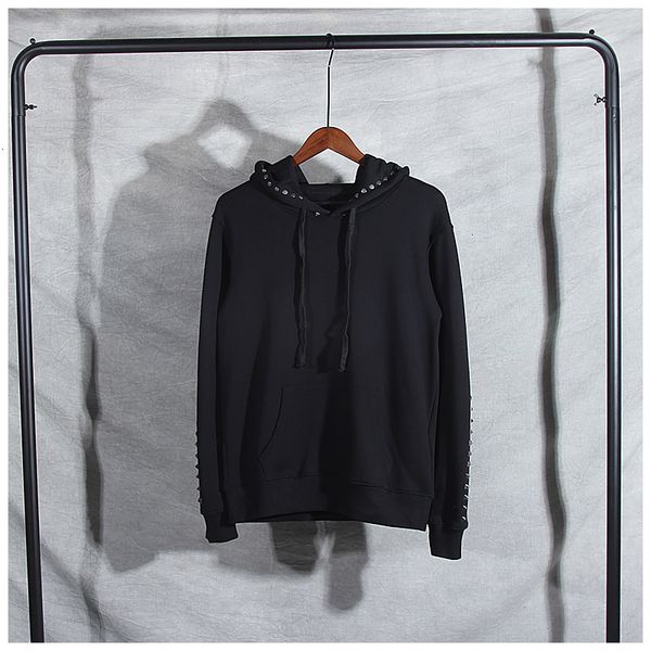 2021 winter fashion brand new three-dimensional metal button nail decorative hoodie men's and women's cotton coat couple hyfr, Black
2021 winter fashion brand new three-dimensional metal button nail decorative hoodie men's and women's cotton coat couple hyfr, Black