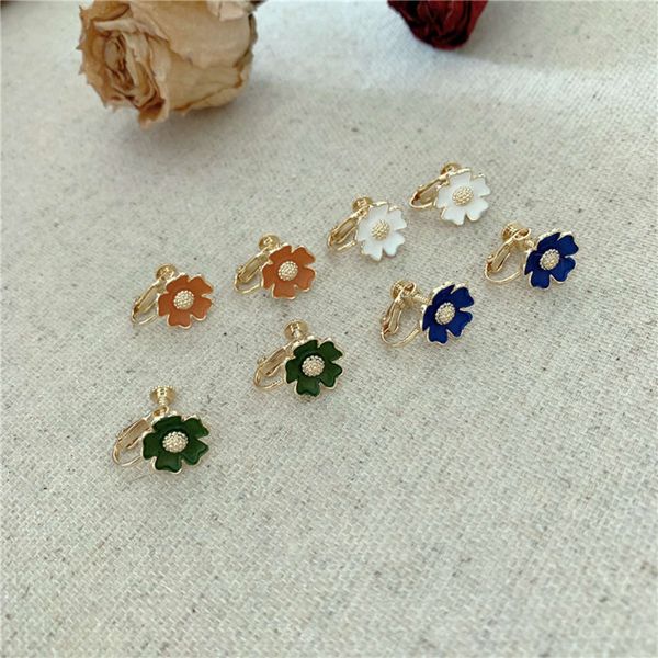 hbp exquisite little fresh sennv oil spray painting wrapped flower earrings fashion versatile temperament literature and art no ear bone cli, Silver
hbp exquisite little fresh sennv oil spray painting wrapped flower earrings fashion versatile temperament literature and art no ear bone cli, Silver