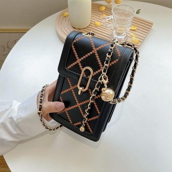 evening bags designer products 2021 fashion western style chain shoulder bag rhomboid underarm messenger
evening bags designer products 2021 fashion western style chain shoulder bag rhomboid underarm messenger