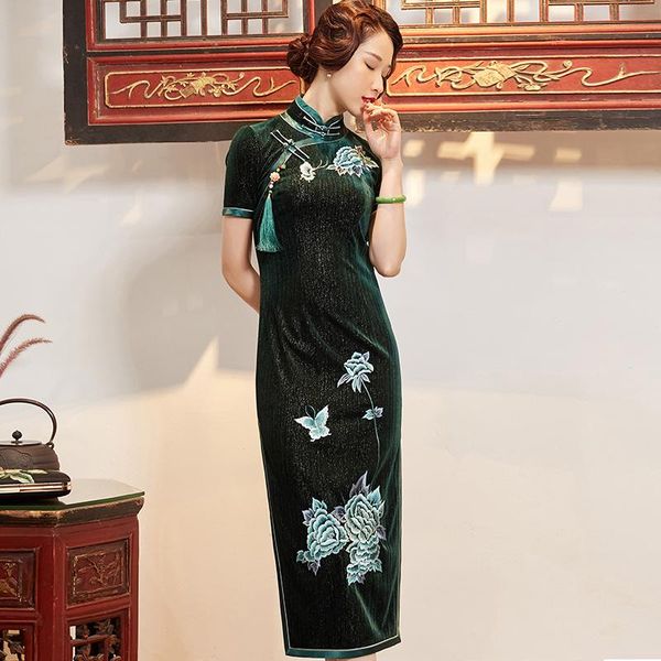ethnic clothing summer temperament of restoring ancient ways the velvet embroidery long traditional qipao dress party dresses, Red
ethnic clothing summer temperament of restoring ancient ways the velvet embroidery long traditional qipao dress party dresses, Red