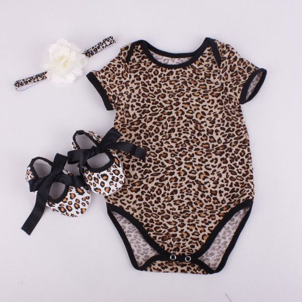 2pcs newborn baby girl clothes floral leopard short sleeve romper jumpsuit+shoes+hairband 3pcs sets baby summer clothing 0-12m, White
2pcs newborn baby girl clothes floral leopard short sleeve romper jumpsuit+shoes+hairband 3pcs sets baby summer clothing 0-12m, White