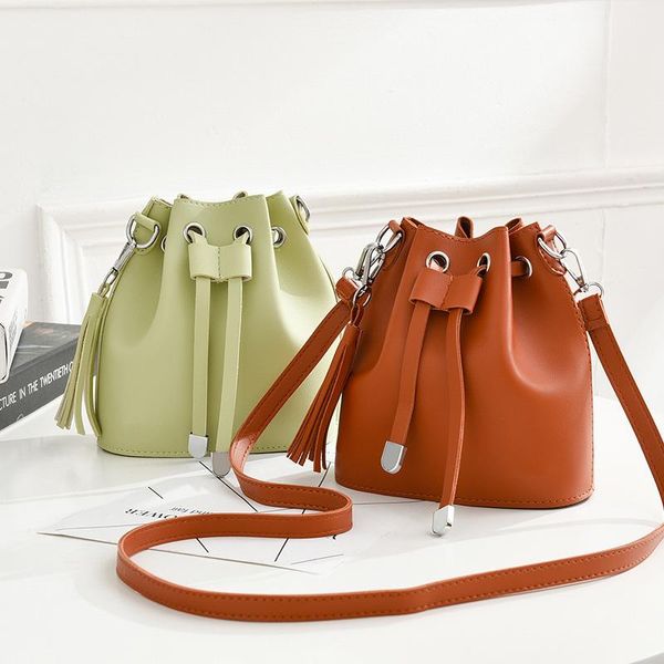evening bags female tassel bucket shape drawstring bag 2021 fashion large capacity luxury leather mini shoulder woman
evening bags female tassel bucket shape drawstring bag 2021 fashion large capacity luxury leather mini shoulder woman