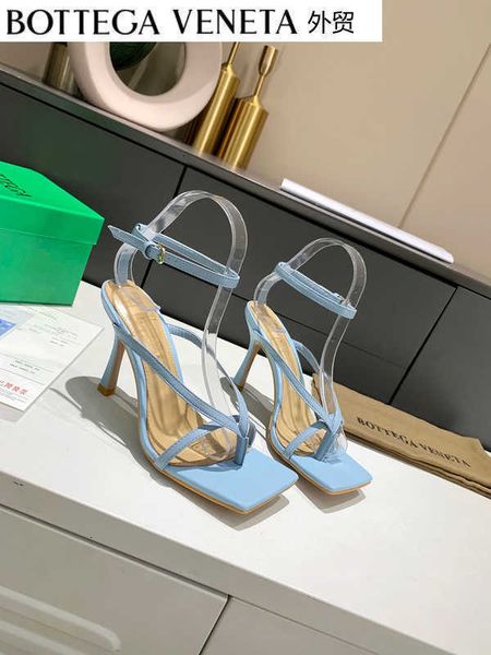 loafers men designer luxury women high heels sandals slippers mules slides pumps ballerinas sneakers dress shoes 1t0a, Black;white
loafers men designer luxury women high heels sandals slippers mules slides pumps ballerinas sneakers dress shoes 1t0a, Black;white