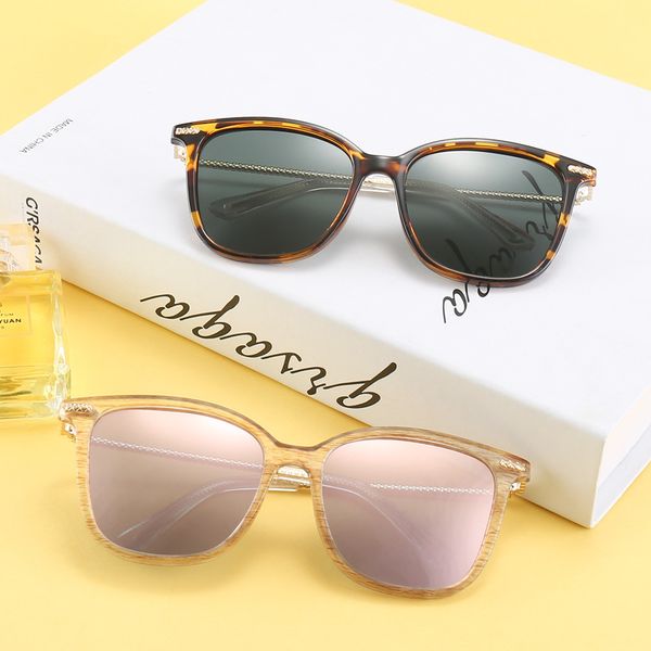 55917 new polarizing sunglasses fashion trend sunglasses for men and women, White;black
55917 new polarizing sunglasses fashion trend sunglasses for men and women, White;black