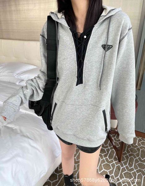 brand hoodie chaopai series new autumn and winter 21 triangular label chest lace up craft hooded double pocket loose sweater, Black
brand hoodie chaopai series new autumn and winter 21 triangular label chest lace up craft hooded double pocket loose sweater, Black