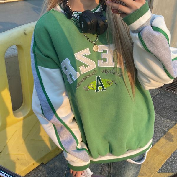2021 new autumn and winter street simple letter embroidery loose long-sleeved thickened sweatshirt college style evuz, Black
2021 new autumn and winter street simple letter embroidery loose long-sleeved thickened sweatshirt college style evuz, Black