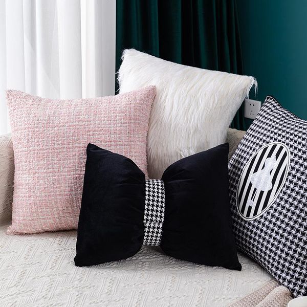 cushion/decorative pillow luxury high-end pink thorw combination girl's room sofa decorative velvet cover plush fur woolen cloth cushio
cushion/decorative pillow luxury high-end pink thorw combination girl's room sofa decorative velvet cover plush fur woolen cloth cushio