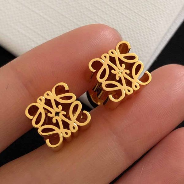 2021 stud earring with hollow design in 18k gold plated for women wedding jewelry gift ps3753, Golden
2021 stud earring with hollow design in 18k gold plated for women wedding jewelry gift ps3753, Golden