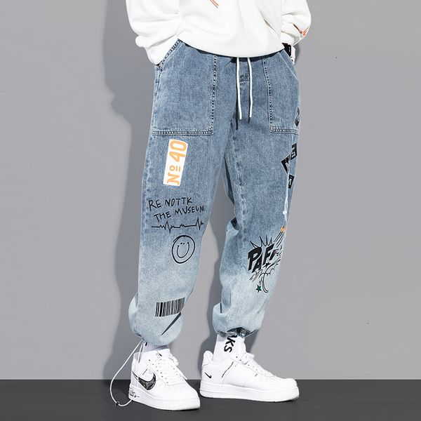 2021 new fashion streetwear men jeans loose fit designer graffiti printed hip hop pants wide leg harem trousers joggers ma j9ea, Blue
2021 new fashion streetwear men jeans loose fit designer graffiti printed hip hop pants wide leg harem trousers joggers ma j9ea, Blue