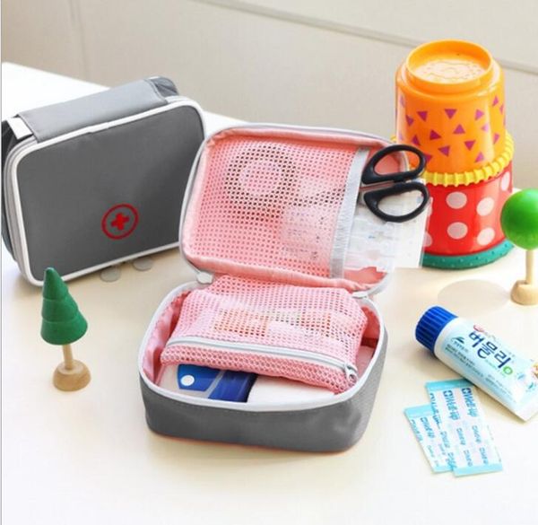 5pcs bags organizer large square empty first aid bag kit pouch home office medical emergency, Blue;pink
5pcs bags organizer large square empty first aid bag kit pouch home office medical emergency, Blue;pink