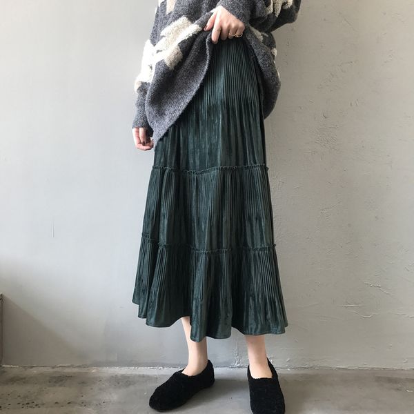 2021 high waist skirt new pleated gold veet autumn winter bottoms fashion elegant solid a-line long skirts women ilt9, Black
2021 high waist skirt new pleated gold veet autumn winter bottoms fashion elegant solid a-line long skirts women ilt9, Black