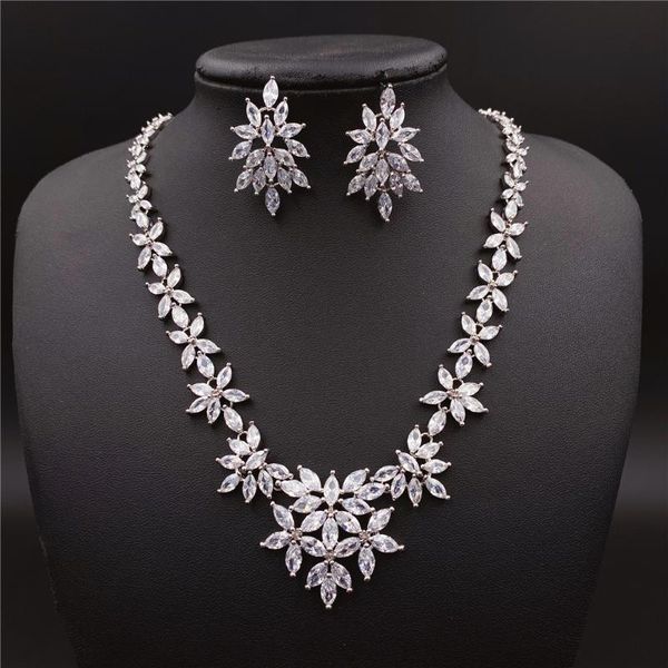 earrings & necklace 2021 exquisite cubic zirconia floral design zircon cz earring wedding bridal jewelry set, Silver
earrings & necklace 2021 exquisite cubic zirconia floral design zircon cz earring wedding bridal jewelry set, Silver