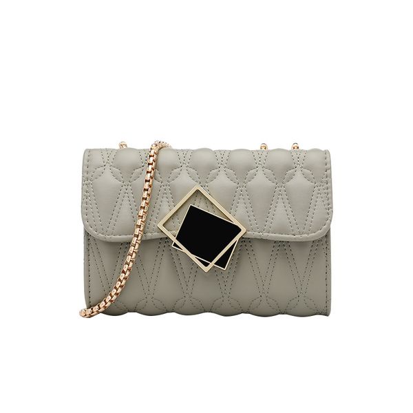 pretty plain sewing decoration women's bag geometric buckle leisure shoulder bags alloy chain body bag square simple handbag square poc
pretty plain sewing decoration women's bag geometric buckle leisure shoulder bags alloy chain body bag square simple handbag square poc