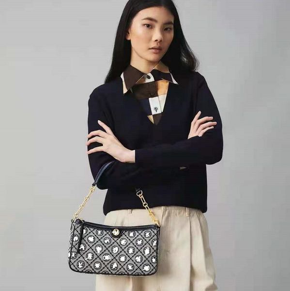 2021 autumn new single shoulder messenger armpit tide brand women's bag net red jacquard canvas chain wrapped with inner wheat
2021 autumn new single shoulder messenger armpit tide brand women's bag net red jacquard canvas chain wrapped with inner wheat