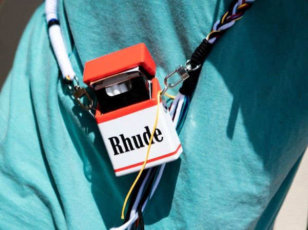 backpack 22ss classic color cigarette case design bag fashion kanye west apex legends sudaderas hombre
backpack 22ss classic color cigarette case design bag fashion kanye west apex legends sudaderas hombre