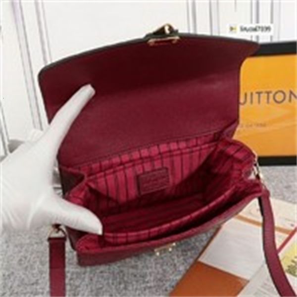 elegant fashion messenger leather fabric brand burgundy m40780 nude woman designer backpacks business bags tote luxury bags softsided luggag
elegant fashion messenger leather fabric brand burgundy m40780 nude woman designer backpacks business bags tote luxury bags softsided luggag