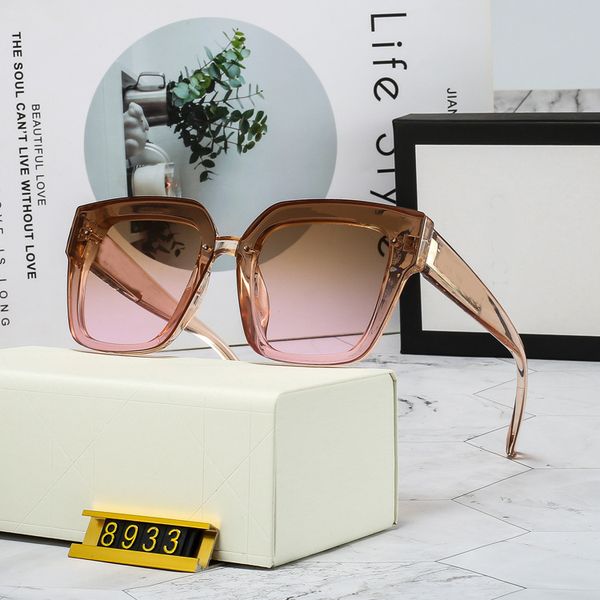 2021 fashion designer sunglasses highest quality men & women polarized uv400 lenses, White;black 
2021 fashion designer sunglasses highest quality men & women polarized uv400 lenses, White;black