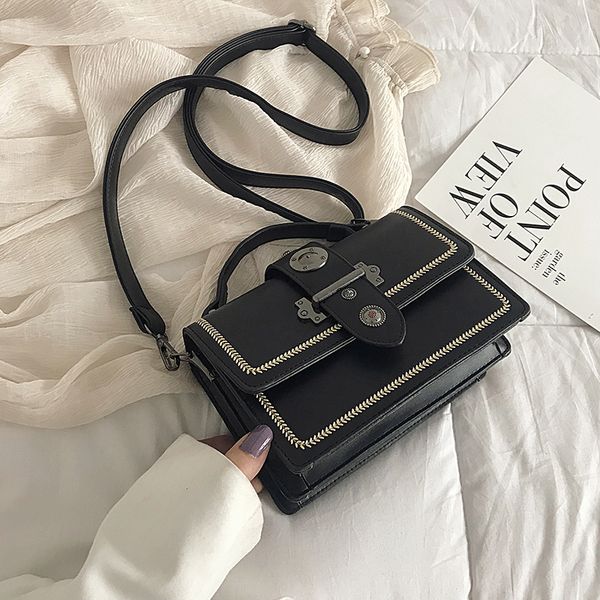 2021 womens shoulder bag pu neat car line handbag layered large capacity shopping messenger bags for women
2021 womens shoulder bag pu neat car line handbag layered large capacity shopping messenger bags for women