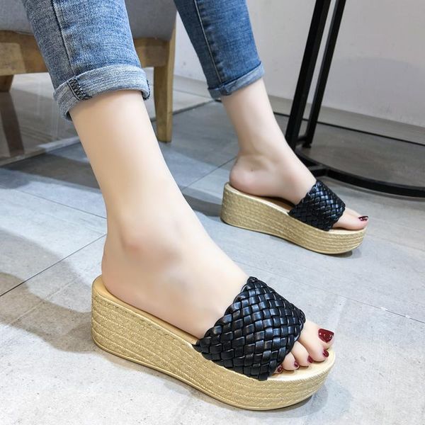 slippers shoes women ladies' cross-tied pantofle shale female beach heeled mules platform luxury slides soft flat 2021 sabot hi, Black
slippers shoes women ladies' cross-tied pantofle shale female beach heeled mules platform luxury slides soft flat 2021 sabot hi, Black