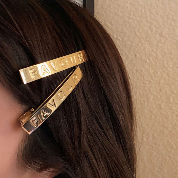 hbp fashion chaozhou people's simple net red hairpin with gold glossy letter clip headdress, Silver
hbp fashion chaozhou people's simple net red hairpin with gold glossy letter clip headdress, Silver