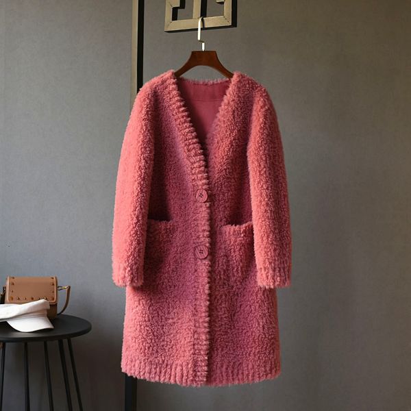 2021 women autumn winter new natural wool coat female real sheep shearling jacket v-neck genuine lamb fur overcoats a51utoo, Black
2021 women autumn winter new natural wool coat female real sheep shearling jacket v-neck genuine lamb fur overcoats a51utoo, Black