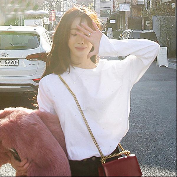 2021 womens t shirt women long sleeved slim solid color simple tee for female tshirt, White
2021 womens t shirt women long sleeved slim solid color simple tee for female tshirt, White
