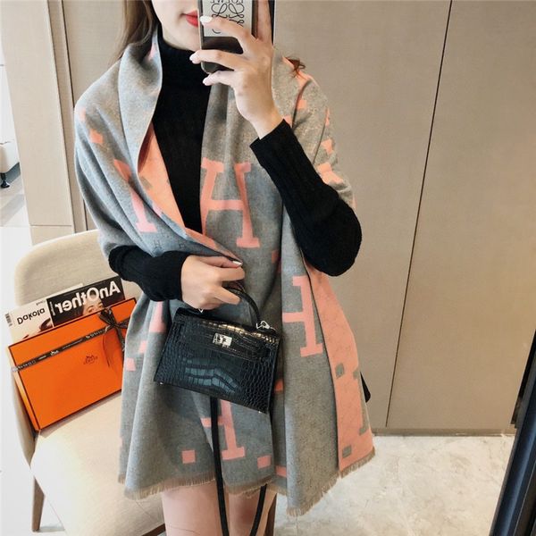 design letter women's winter new korean version thickened double face jacquard shawl cashmere blended warm letter scarf, Blue;gray
design letter women's winter new korean version thickened double face jacquard shawl cashmere blended warm letter scarf, Blue;gray