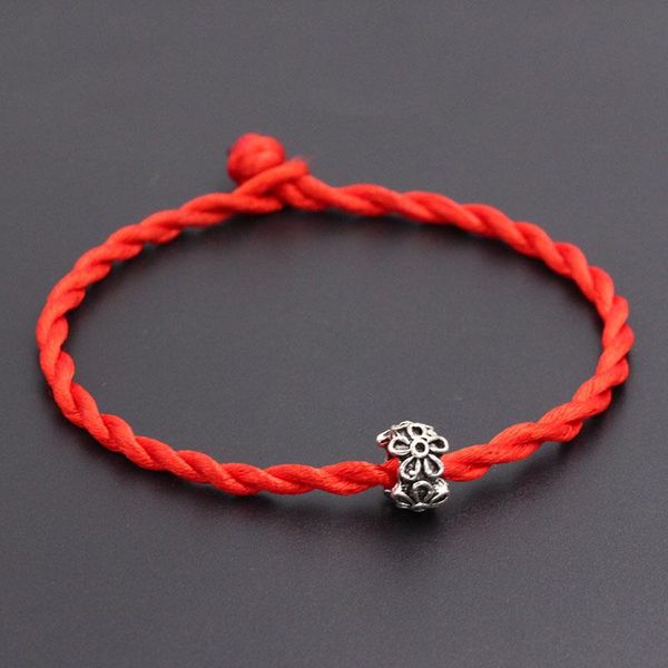 charm bracelets 2021 red thread string bracelet lucky handmade rope five leaf flower beads for women men jewelry, Golden;silver
charm bracelets 2021 red thread string bracelet lucky handmade rope five leaf flower beads for women men jewelry, Golden;silver
