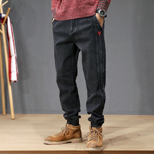 2021 new fashion streetwear black spliced designer denim pants trousers hip hop men joggers 44nn, Blue
2021 new fashion streetwear black spliced designer denim pants trousers hip hop men joggers 44nn, Blue