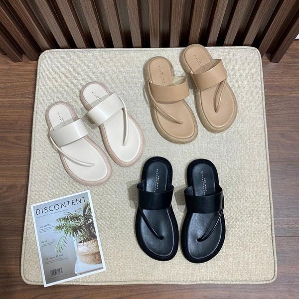 slippers flat shoes female house platform slipers women rubber flip flops low luxury slides 2021 hawaiian beach designer pu, Black
slippers flat shoes female house platform slipers women rubber flip flops low luxury slides 2021 hawaiian beach designer pu, Black