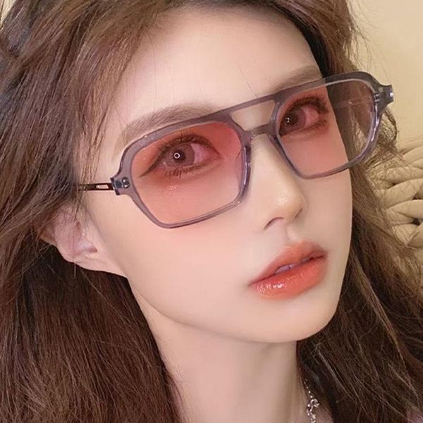 sunglasses fashion women's gradient pink double beam casual driver, White;black
sunglasses fashion women's gradient pink double beam casual driver, White;black