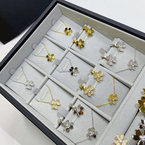 flower jewelry set 3 clover clip earrings leaves necklace ring bracelet set sign logo jewelry frivole, Silver
flower jewelry set 3 clover clip earrings leaves necklace ring bracelet set sign logo jewelry frivole, Silver