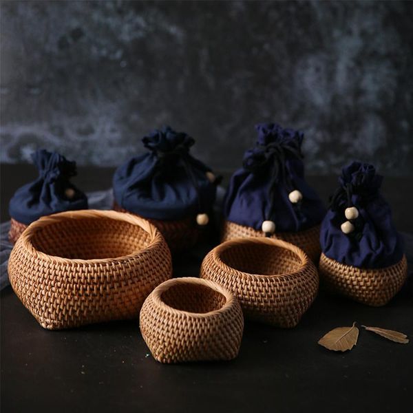 storage baskets 2021 kitchen handmade rattan basket moisture-proof round edge fruit vegetables candy organizer home decor
storage baskets 2021 kitchen handmade rattan basket moisture-proof round edge fruit vegetables candy organizer home decor