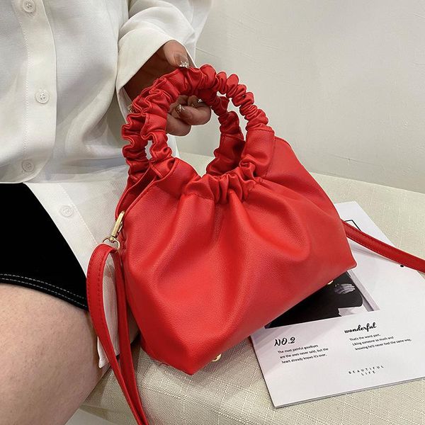 evening bags fashion pu leather crossbody for women 2021 casual folds shoulder bag simple solid color female travel handbags
evening bags fashion pu leather crossbody for women 2021 casual folds shoulder bag simple solid color female travel handbags
