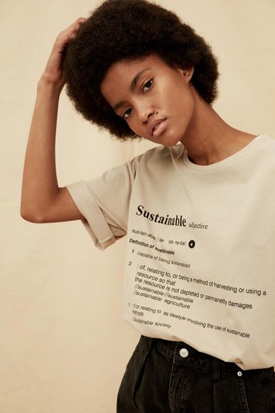 women's t-shirt trendyol 100 organic cotton loose printed knitted twoss21ts1436, White
women's t-shirt trendyol 100 organic cotton loose printed knitted twoss21ts1436, White