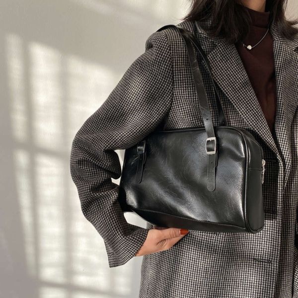 large capacity ladi fashion shoulder bags vintage dign women's underarm bag pu leather female girls small tote handbags
large capacity ladi fashion shoulder bags vintage dign women's underarm bag pu leather female girls small tote handbags