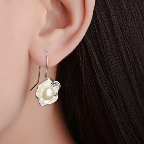 hoop & huggie simple stud earrings fashion and personality charming temperament geometry fine jewelry for women, Golden;silver
hoop & huggie simple stud earrings fashion and personality charming temperament geometry fine jewelry for women, Golden;silver