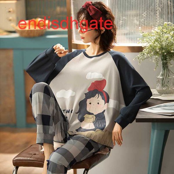 simple winter pajamas fashionable women's spring and autumn velvet long sleeve loose can be worn out home suit, Black;white
simple winter pajamas fashionable women's spring and autumn velvet long sleeve loose can be worn out home suit, Black;white